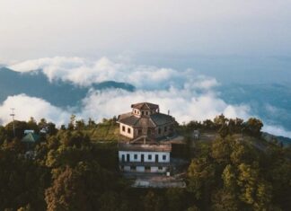 Chiêm ngưỡng núi Bạch Mã