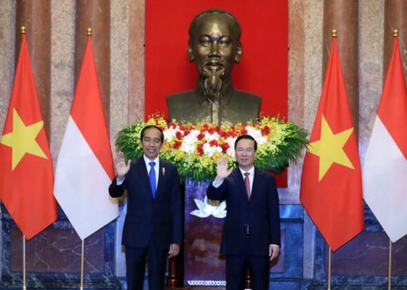 10 min 5 590x420 - Chủ tịch nước đón Tổng thống Indonesia thăm cấp Nhà nước tới Việt Nam
