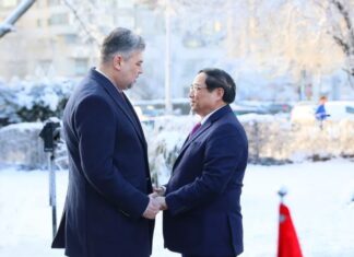 Lễ đón Thủ tướng Chính phủ Phạm Minh Chính thăm chính thức Romania Lễ đón Thủ tướng Chính phủ Phạm Minh Chính thăm chính thức Romania