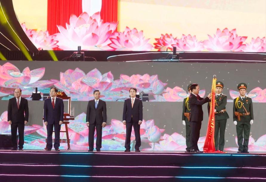 Chủ tịch nước Võ Văn Thưởng dự Lễ Kỷ niệm 20 năm thành lập tỉnh Hậu Giang
