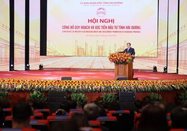 4 min 11 598x420 - Thủ tướng Phạm Minh Chính dự Hội nghị công bố quy hoạch tỉnh Hải Dương