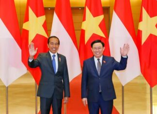Chủ tịch Quốc hội Vương Đình Huệ hội kiến Tổng thống Indonesia Joko Widodo Chủ tịch Quốc hội Vương Đình Huệ hội kiến Tổng thống Indonesia Joko Widodo