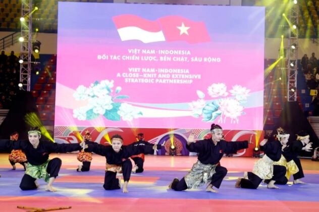 6 min 12 632x420 - Chủ tịch nước và Tổng thống Indonesia tham dự chương trình biểu diễn võ thuật