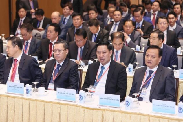 8 min 2 632x420 - Thủ tướng Việt Nam và Lào dự Hội nghị hợp tác đầu tư giữa hai nước