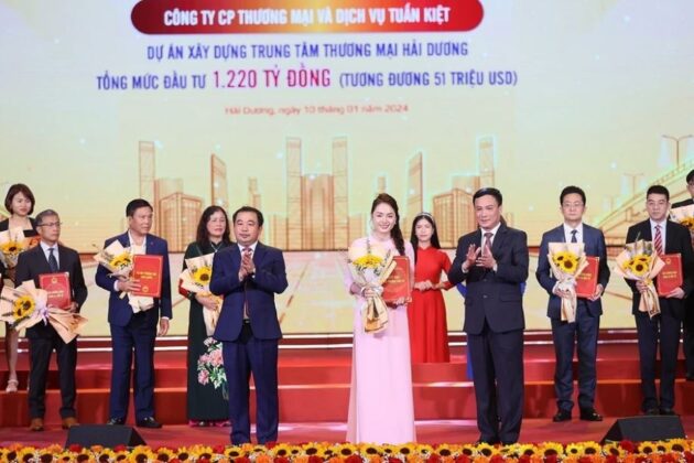 8 min 7 630x420 - Thủ tướng Phạm Minh Chính dự Hội nghị công bố quy hoạch tỉnh Hải Dương