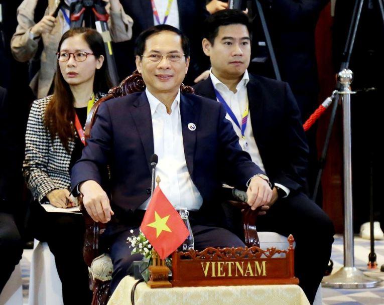 Hoi nghi hep Bo truong Ngoai giao ASEAN 2 min - ASEAN tái khẳng định lập trường về Biển Đông, Myanmar