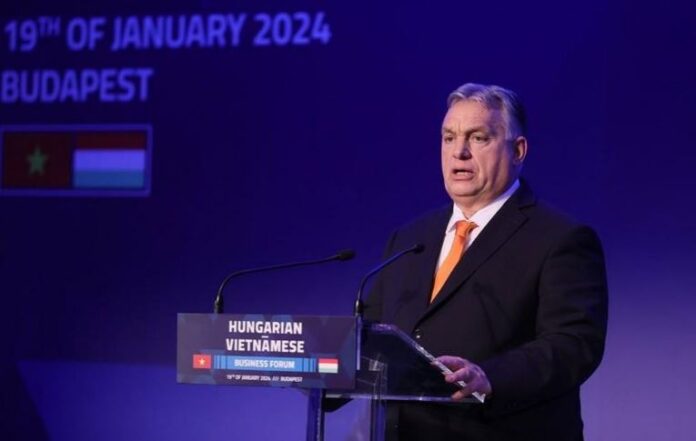 Thủ tướng Hungary đề xuất mở đường bay thẳng tới Việt Nam Thủ tướng Hungary đề xuất mở đường bay thẳng tới Việt Nam