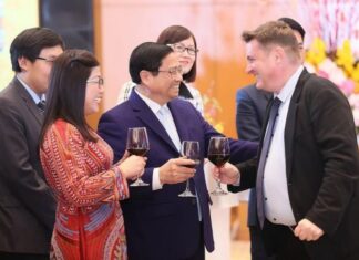 Thủ tướng Phạm Minh Chính gặp mặt Đoàn Ngoại giao nhân dịp Tết cổ truyền Thủ tướng Phạm Minh Chính gặp mặt Đoàn Ngoại giao nhân dịp Tết cổ truyền