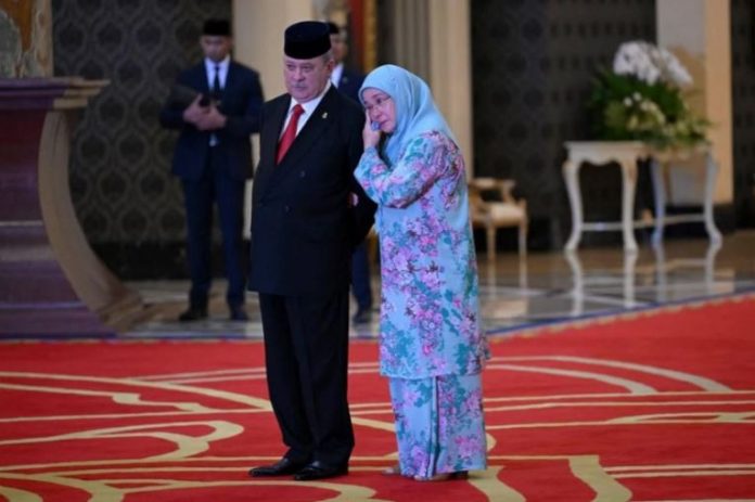 Quốc vương thứ 17 của Malaysia Sultan Ibrahim đăng quang