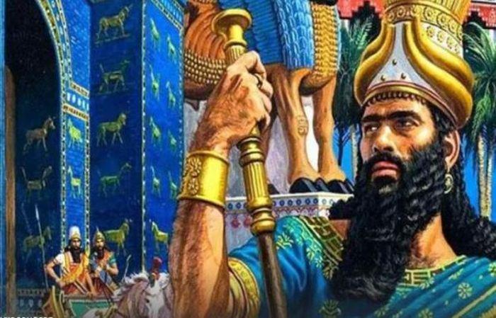 Vua Nebuchadnezzar II cua Babylon min - Vườn Treo Babylon 2.500 năm trước ở đâu?