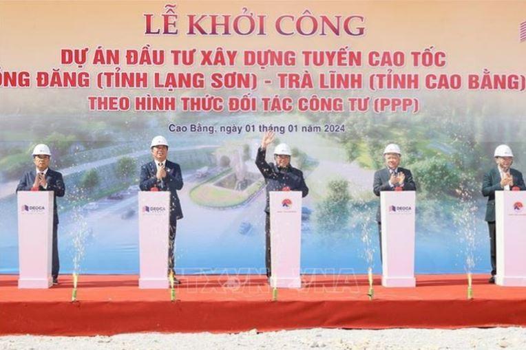 cao toc Dong Dang Tra Linh min - Thủ tướng Phạm Minh Chính: Các hạng mục trên cao tốc Đồng Đăng - Trà Lĩnh phải mang bản sắc văn hóa truyền thống