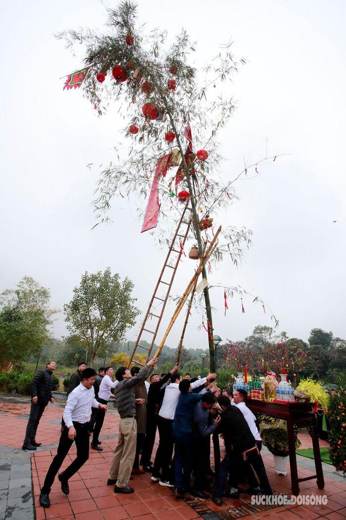 1 min 7 - Tục dựng cây nêu ngày Tết, nét văn hóa trong đời sống người Việt