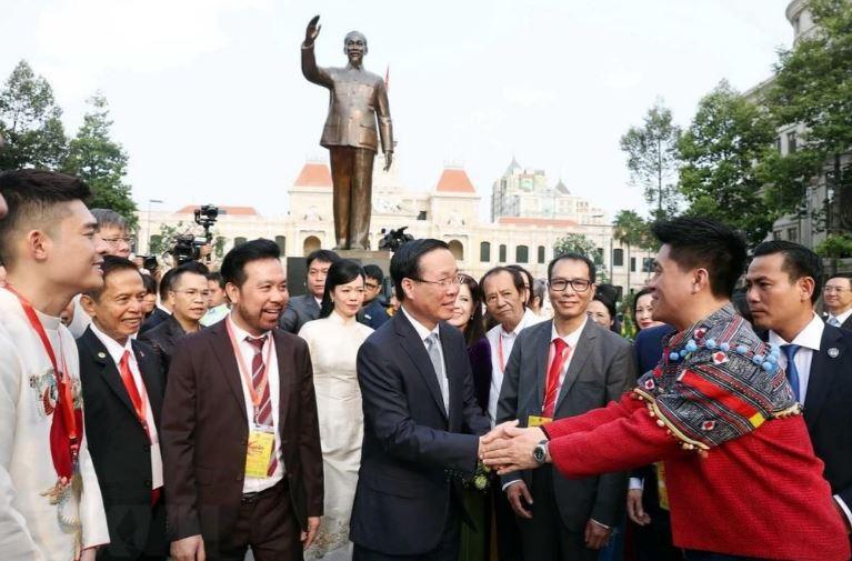 Chu tich nuoc Vo Van Thuong 4 min - Chủ tịch nước Võ Văn Thưởng và những cuộc gặp ấm tình quê hương