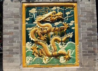 Sự khác biệt về con Rồng giữa phương Đông và phương Tây Sự khác biệt về con Rồng giữa phương Đông và phương Tây