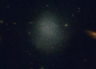 Kính viễn vọng NASA chụp được vật thể 'lẽ ra không tồn tại'