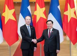 Chủ tịch Quốc hội Vương Đình Huệ đón và hội đàm với Chủ tịch Quốc hội Phần Lan Chủ tịch Quốc hội Vương Đình Huệ đón và hội đàm với Chủ tịch Quốc hội Phần Lan