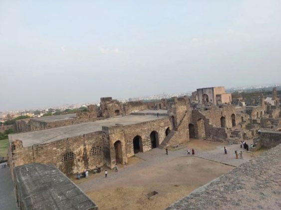 11 min 7 563x420 - Khám phá nền văn minh Ấn Độ cổ xưa bên trong Pháo đài Golconda