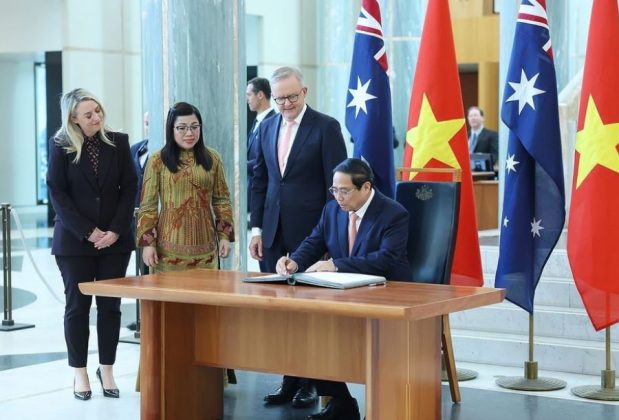 13 min 2 619x420 - Lễ đón Thủ tướng Phạm Minh Chính thăm chính thức Australia