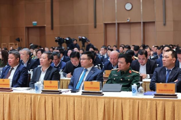 3 min 3 631x420 - Thủ tướng chủ trì Hội nghị gặp mặt đầu Xuân các doanh nghiệp nhà nước tiêu biểu