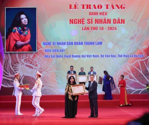 4 min 9 501x420 - Chủ tịch nước dự Lễ trao tặng danh hiệu 'Nghệ sỹ Nhân dân,' 'Nghệ sỹ Ưu tú'