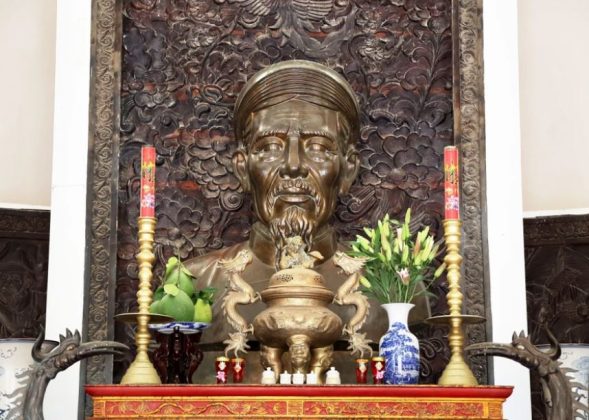 5 min 24 589x420 - Ghé thăm Khu di tích lăng mộ Nguyễn Đình Chiểu ở Bến Tre
