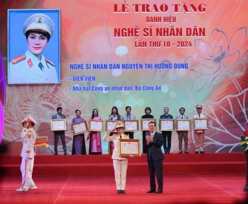 6 min 9 511x420 - Chủ tịch nước dự Lễ trao tặng danh hiệu 'Nghệ sỹ Nhân dân,' 'Nghệ sỹ Ưu tú'