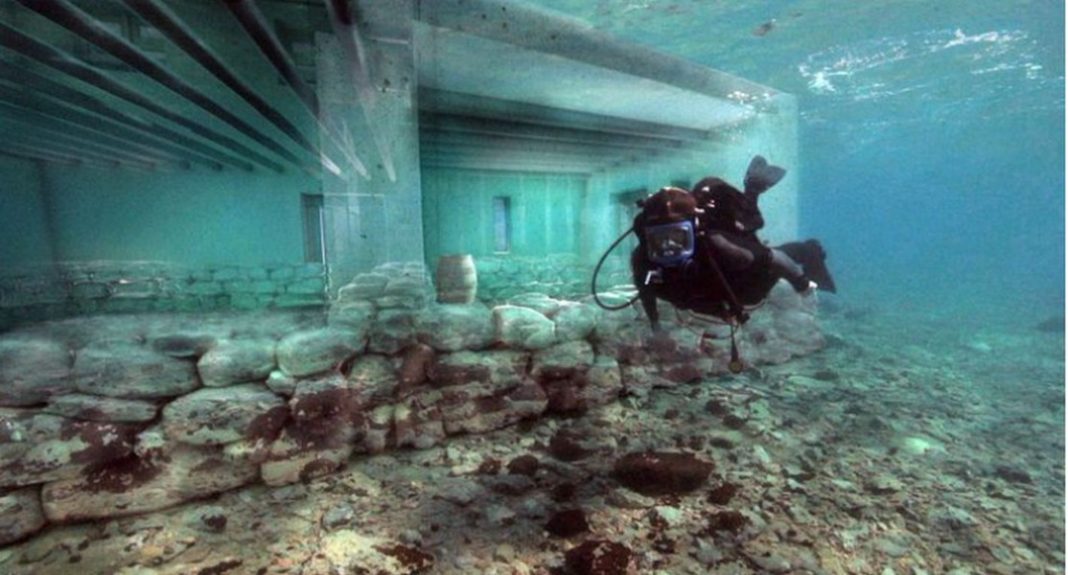 Khám phá những thành phố cổ trên thế giới “ngủ vùi” dưới nước
