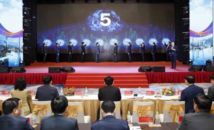 8 min 1 691x420 - Chủ tịch Quốc hội Vương Đình Huệ dự Lễ công bố Quy hoạch Đô thị mới Cam Lâm