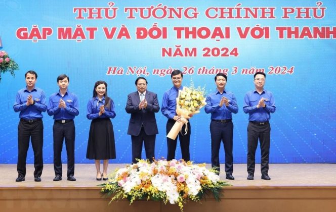 8 min 23 664x420 - Thủ tướng Chính phủ Phạm Minh Chính đối thoại với thanh niên