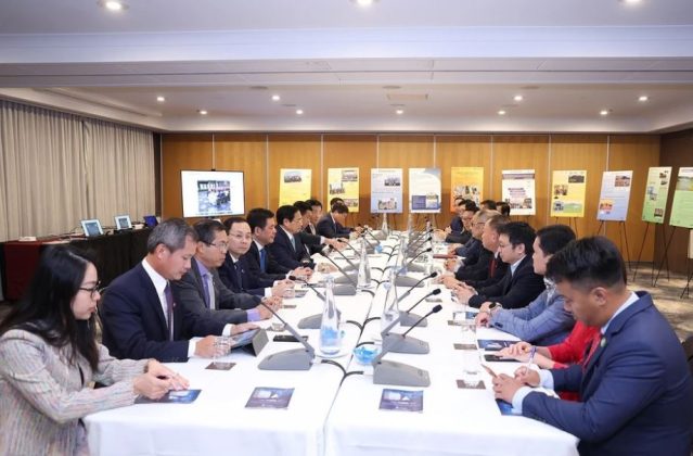 8 min 9 639x420 - Thủ tướng Phạm Minh Chính gặp Hội doanh nghiệp Việt Nam tại Australia