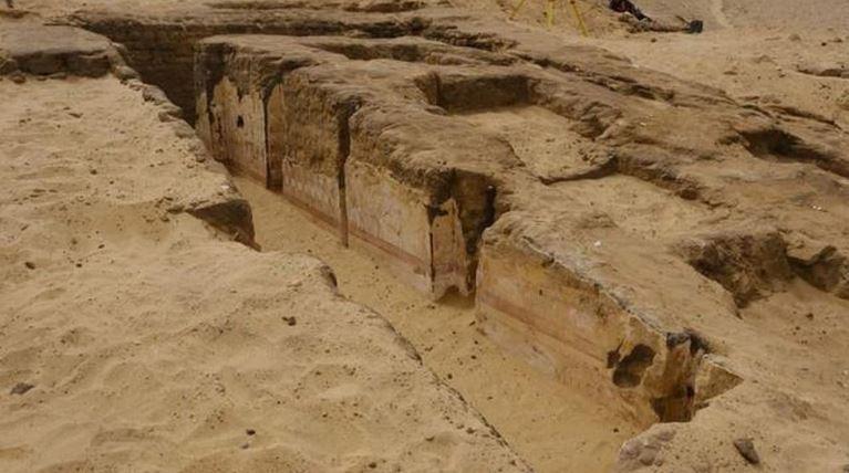 Bi an mo doi 2 min - Bí ẩn mộ đôi 'mê cung' 4.300 tuổi của nữ tư tế Ai Cập