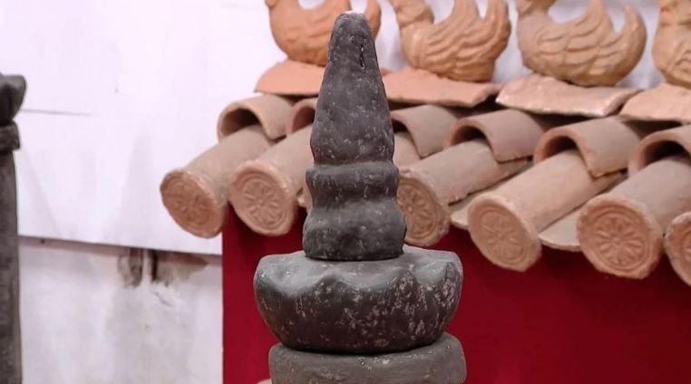 Cot kinh Phat thoi Dinh o Ninh Binh 2 min - Khám phá Bảo vật Quốc gia Bộ sưu tập Cột kinh Phật thời Đinh ở Ninh Bình