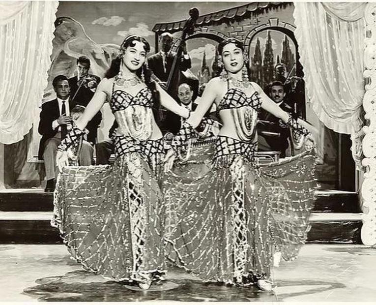 Hai chi em Helena va Berta 2 min - Bí mật của cặp siêu sao vũ công múa bụng ở Ai Cập - Kỳ 1