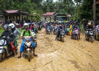 Indonesia: Lở đất tại một ngôi làng ở Tây Java, hàng trăm người phải sơ tán
