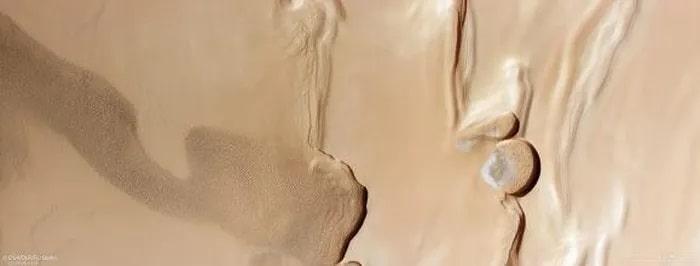 Planum Boreum khu vuc thu vi day bang nuoc o cuc Bac Sao Hoa min - Tàu châu Âu chụp được hình ảnh 'chấn động' ở Sao Hỏa