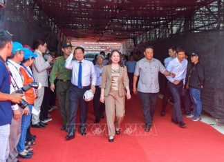 Quyền Chủ tịch nước dự khai mạc Giải UIM F1H2O World Championship Quyền Chủ tịch nước dự khai mạc Giải UIM F1H2O World Championship