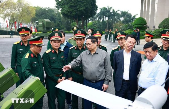 10 min 5 652x420 - Thủ tướng Phạm Minh Chính thăm và làm việc với Tập đoàn Viettel
