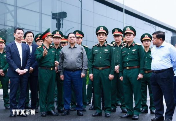 4 min 8 608x420 - Thủ tướng Phạm Minh Chính thăm và làm việc với Tập đoàn Viettel