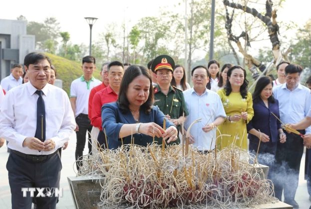 Hoạt động của Quyền Chủ tịch nước Võ Thị Ánh Xuân tại Điện Biên