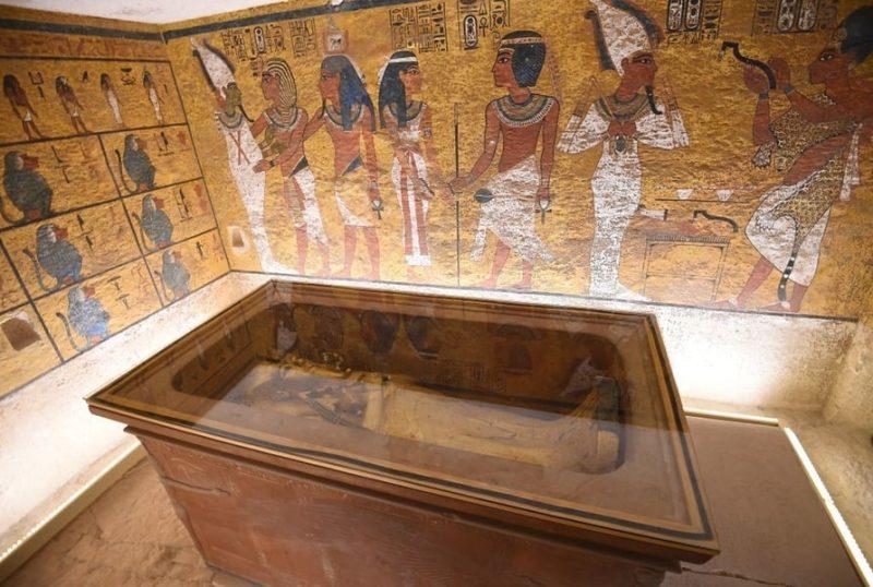 6 800x538 - Bí ẩn lăng mộ Nữ hoàng đẹp nhất Ai Cập cổ đại