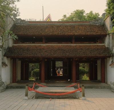 6 min 26 - Chiêm ngưỡng ngôi đền cổ 'nội công ngoại quốc' tại Cố đô Hoa Lư