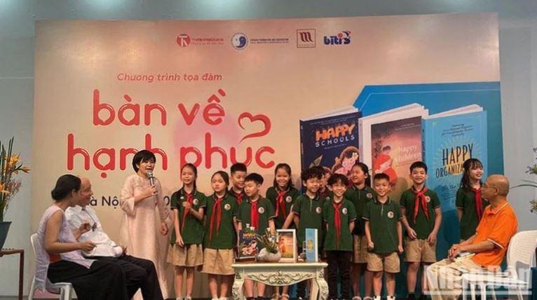 Ban ve hanh phuc 2 min - Ra mắt ba cuốn sách truyền cảm hứng sống hạnh phúc