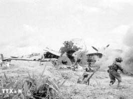 Chiến dịch Điện Biên Phủ: Địch phản kích ác liệt, ta giữ vững trận địa