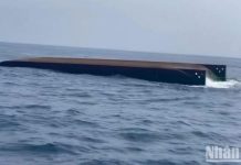 Chìm sà lan trên vùng biển Quảng Ngãi, 3 thuyền viên tử vong