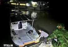 Quảng Ninh: Cứu hộ thành công 10 ngư dân gặp nạn trên biển