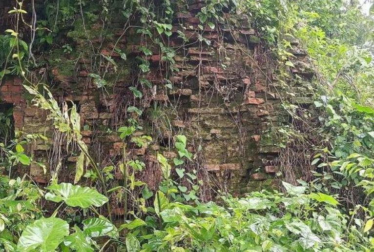 Khai quat khao co Thap doi Lieu Coc 2 min - Khai quật khảo cổ Tháp đôi Liễu Cốc ngàn năm tuổi