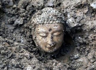 Lào liên tiếp phát hiện tượng Phật được cho là có niên đại hàng trăm năm trước