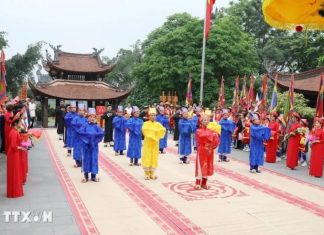 Phú Thọ: Thành kính Lễ giỗ Đức Quốc Tổ Lạc Long Quân và dâng hương Tổ Mẫu Âu Cơ Phú Thọ: Thành kính Lễ giỗ Đức Quốc Tổ Lạc Long Quân và dâng hương Tổ Mẫu Âu Cơ