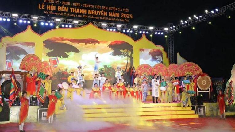 Le hoi Den Thanh Nguyen 4 min - Lễ hội Đền Thánh Nguyễn năm 2024: Gìn giữ nét văn hóa linh thiêng từ nghìn đời