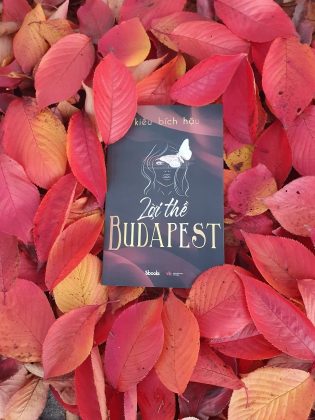 Loi the Budapest min 315x420 - Tiểu thuyết siêu ngắn và truyện ngắn trong tiểu thuyết - Tác giả: Nhà văn, dịch giả Kiều Bích Hậu